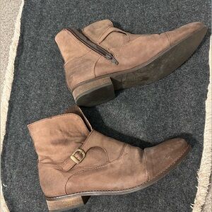 Rebels ankle boots size 10 with steam punk inspired look.